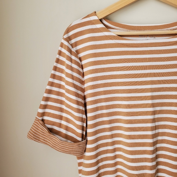 White Stag Top - Picture 3 of 9